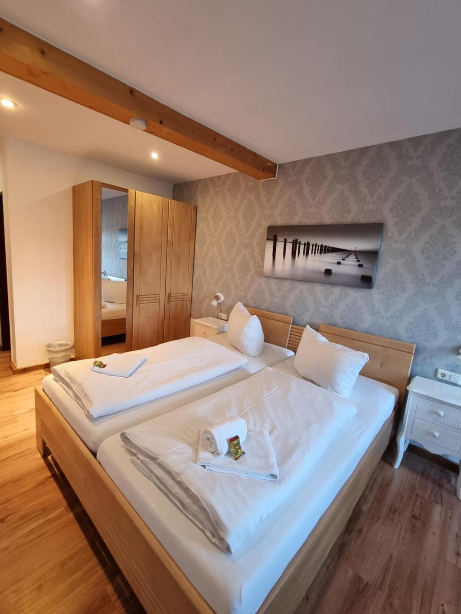 Hotel Packhaus Hooksiel Habitación foto